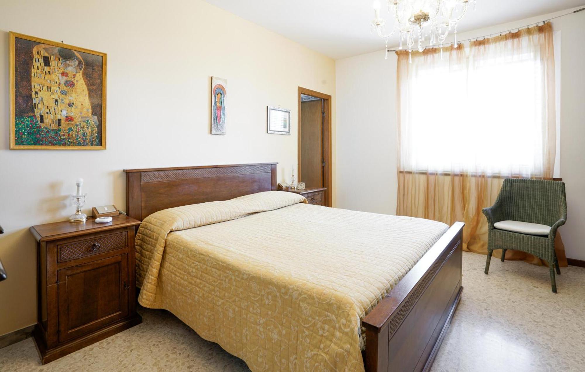 Stunning Home In Chianciano Terme With Wifi Luaran gambar